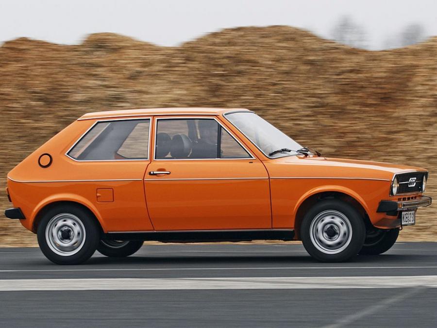  Audi 50 GL (Typ 86) 1974 года  (фото 13 из 17)